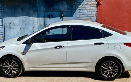 Hyundai Solaris II рестайлинг, 2014 год, 899 999 рублей, 11 фотография