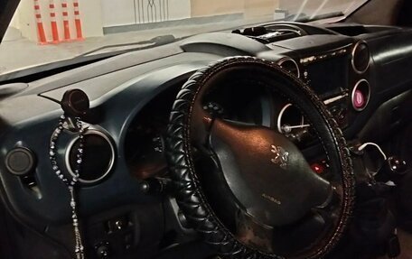 Peugeot Partner II рестайлинг 2, 2009 год, 305 000 рублей, 8 фотография