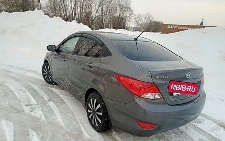 Hyundai Solaris II рестайлинг, 2013 год, 720 000 рублей, 4 фотография