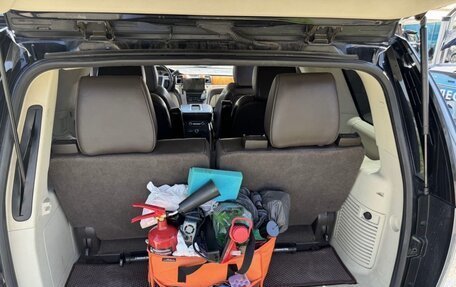 Cadillac Escalade III, 2011 год, 2 799 000 рублей, 22 фотография