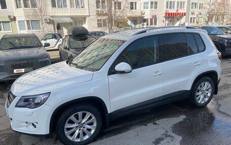 Volkswagen Tiguan I, 2010 год, 1 200 000 рублей, 2 фотография