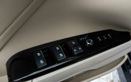 Toyota Camry, 2018 год, 2 800 000 рублей, 14 фотография