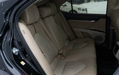 Toyota Camry, 2018 год, 2 800 000 рублей, 7 фотография