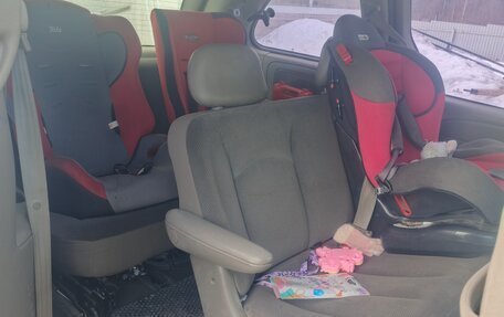 Chrysler Voyager IV, 2001 год, 460 000 рублей, 9 фотография