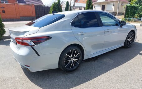 Toyota Camry, 2022 год, 3 650 000 рублей, 8 фотография