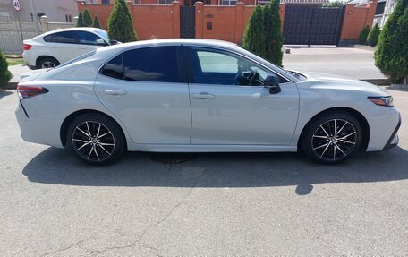 Toyota Camry, 2022 год, 3 650 000 рублей, 9 фотография