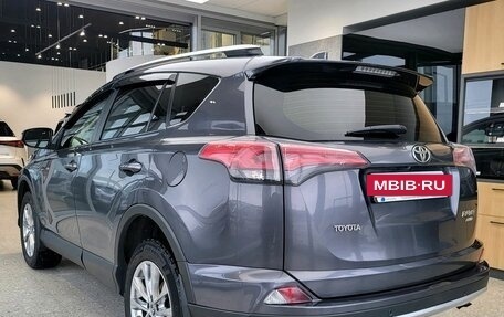 Toyota RAV4, 2016 год, 2 269 000 рублей, 4 фотография