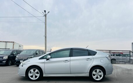 Toyota Prius, 2011 год, 1 229 000 рублей, 3 фотография