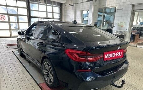 BMW 6 серия, 2019 год, 3 750 000 рублей, 2 фотография