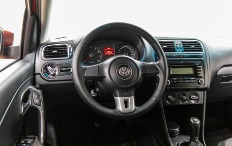 Volkswagen Polo VI (EU Market), 2011 год, 678 000 рублей, 14 фотография