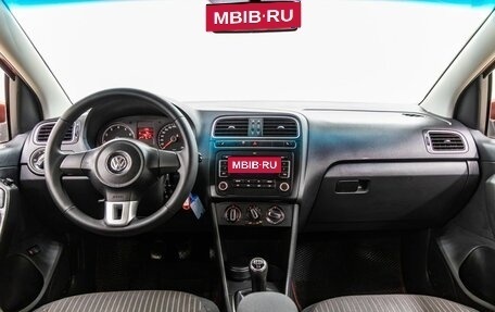Volkswagen Polo VI (EU Market), 2011 год, 678 000 рублей, 13 фотография