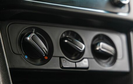 Volkswagen Polo VI (EU Market), 2011 год, 678 000 рублей, 28 фотография