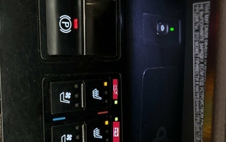 Lexus RX IV рестайлинг, 2015 год, 3 490 000 рублей, 22 фотография