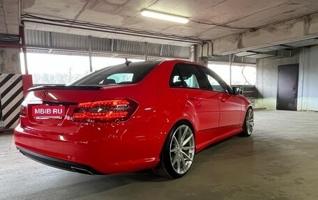 Mercedes-Benz E-Класс, 2011 год, 2 250 000 рублей, 5 фотография