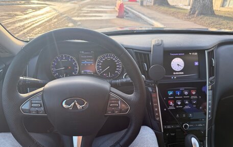 Infiniti Q50 I рестайлинг, 2015 год, 1 480 000 рублей, 12 фотография