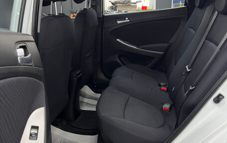 Hyundai Solaris II рестайлинг, 2015 год, 1 150 000 рублей, 10 фотография