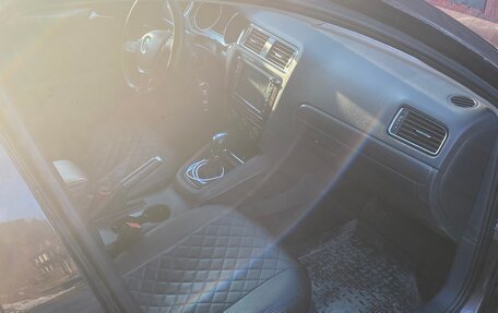 Volkswagen Jetta VI, 2016 год, 900 000 рублей, 8 фотография