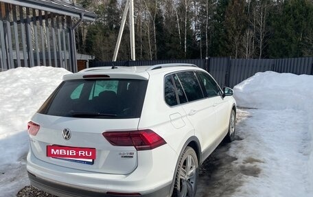 Volkswagen Tiguan II, 2017 год, 2 490 000 рублей, 4 фотография