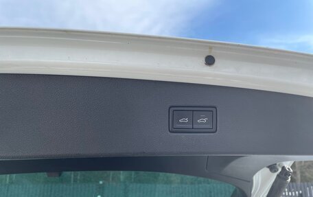 Volkswagen Tiguan II, 2017 год, 2 490 000 рублей, 15 фотография