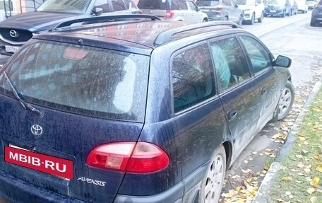 Toyota Avensis III рестайлинг, 2001 год, 335 000 рублей, 5 фотография