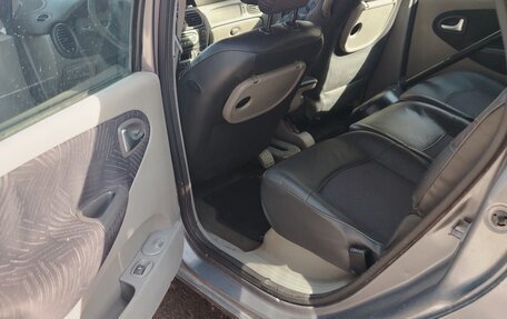 Renault Scenic III, 2003 год, 220 000 рублей, 3 фотография