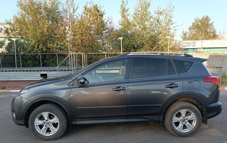 Toyota RAV4, 2013 год, 2 050 000 рублей, 2 фотография