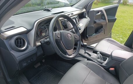 Toyota RAV4, 2013 год, 2 050 000 рублей, 10 фотография