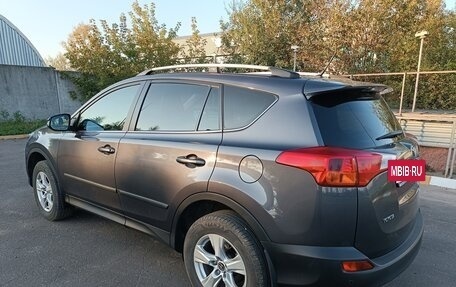 Toyota RAV4, 2013 год, 2 050 000 рублей, 3 фотография
