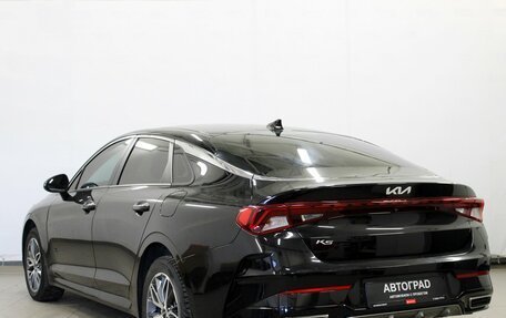 KIA K5, 2021 год, 2 520 000 рублей, 6 фотография