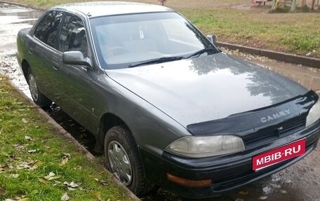 Toyota Camry V30, 1992 год, 320 000 рублей, 1 фотография
