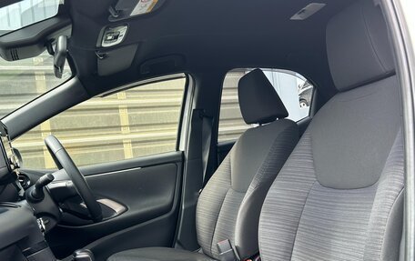 Toyota Yaris, 2023 год, 1 250 000 рублей, 14 фотография