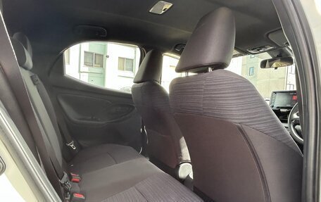 Toyota Yaris, 2023 год, 1 250 000 рублей, 19 фотография