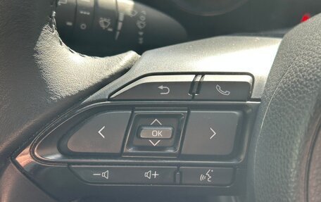 Toyota Yaris, 2023 год, 1 250 000 рублей, 26 фотография