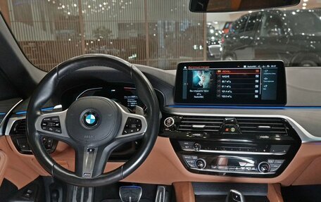 BMW 5 серия, 2021 год, 5 990 000 рублей, 11 фотография