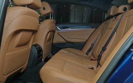 BMW 5 серия, 2021 год, 5 990 000 рублей, 18 фотография