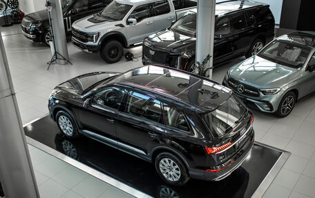 Audi Q7, 2023 год, 9 900 000 рублей, 38 фотография