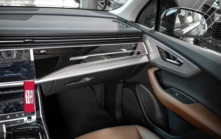 Audi Q7, 2023 год, 9 900 000 рублей, 28 фотография