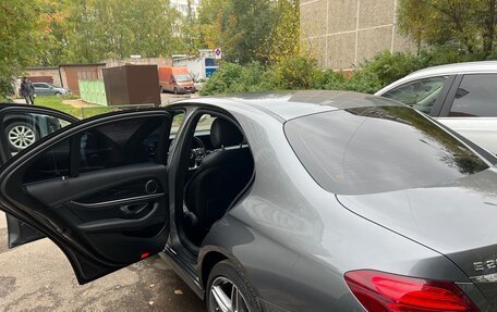 Mercedes-Benz E-Класс, 2019 год, 4 350 000 рублей, 3 фотография