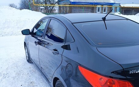 Hyundai Solaris II рестайлинг, 2012 год, 680 000 рублей, 12 фотография