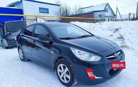 Hyundai Solaris II рестайлинг, 2012 год, 680 000 рублей, 3 фотография