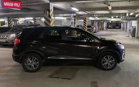 Renault Kaptur I рестайлинг, 2018 год, 1 650 000 рублей, 11 фотография