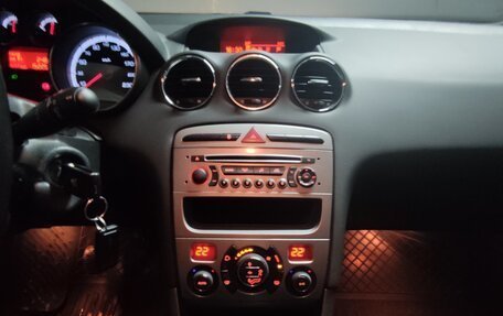 Peugeot 308 II, 2011 год, 525 000 рублей, 13 фотография