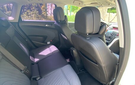 Opel Astra J, 2013 год, 825 000 рублей, 9 фотография