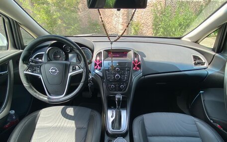 Opel Astra J, 2013 год, 825 000 рублей, 11 фотография