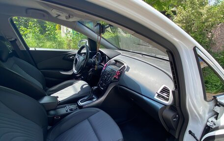 Opel Astra J, 2013 год, 825 000 рублей, 8 фотография