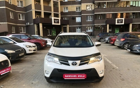Toyota RAV4, 2014 год, 1 920 000 рублей, 5 фотография