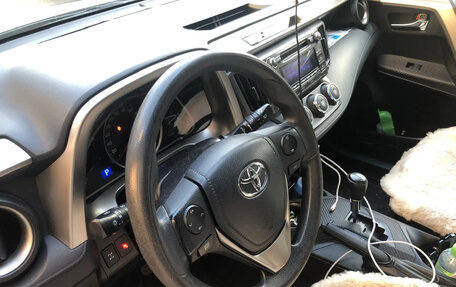 Toyota RAV4, 2014 год, 1 920 000 рублей, 8 фотография