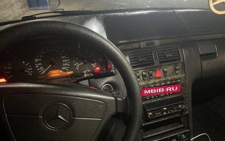 Mercedes-Benz E-Класс, 1998 год, 770 000 рублей, 6 фотография