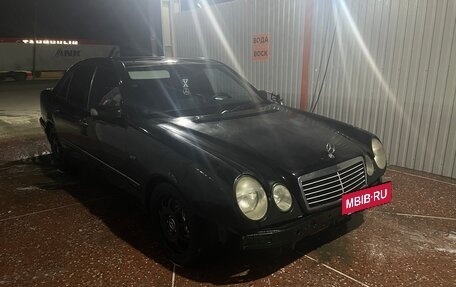 Mercedes-Benz E-Класс, 1998 год, 770 000 рублей, 5 фотография