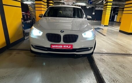 BMW 5 серия, 2011 год, 1 585 000 рублей, 2 фотография